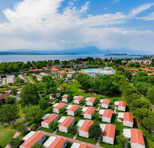 Ospitalità e territorio: la filosofia di La Castellana a Sirmione Ospitalità e territorio: la filosofia di La Castellana a Sirmione